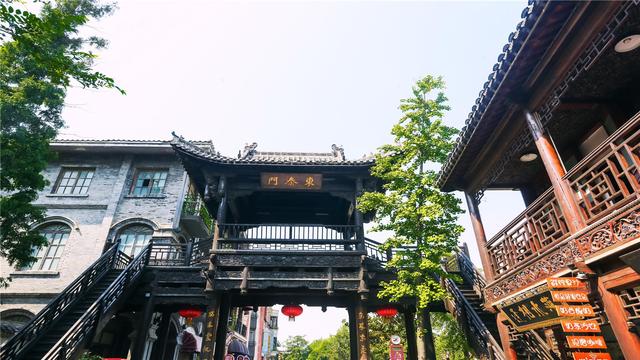 耗资72亿重建中国最大古城台儿庄，有誉“天下第一庄”