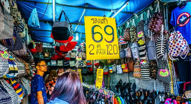 泰国最大的跳蚤市场，号称曼谷版“义乌”，什么特殊产品都有卖